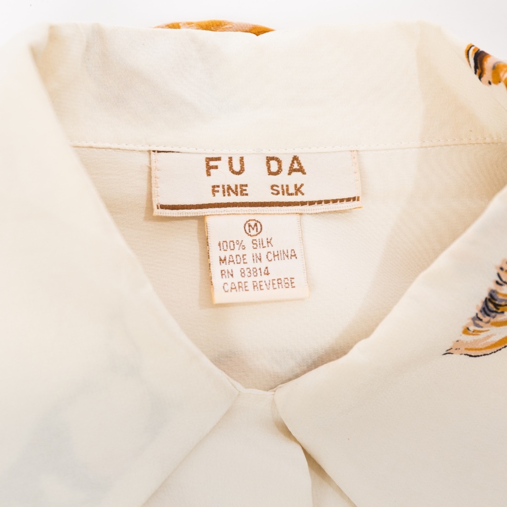 100% silk dog lover blouse cream Fu Da size M - Picture 11 of 12